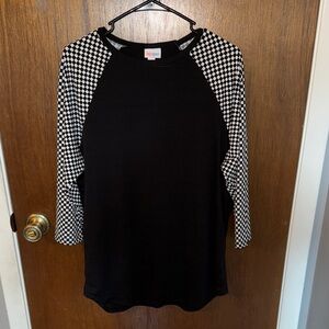 LuLaRoe Black and White Checkered Sleeve Blouse